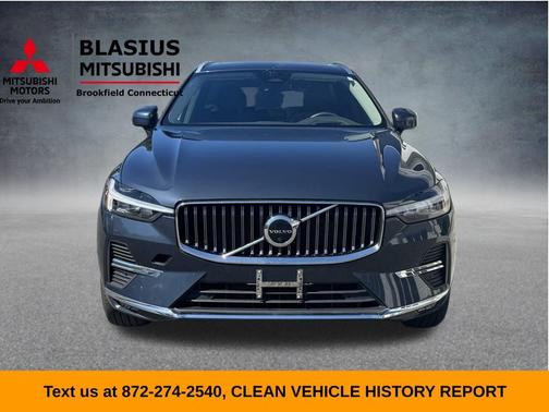 2022 Volvo XC60 B5 Inscription