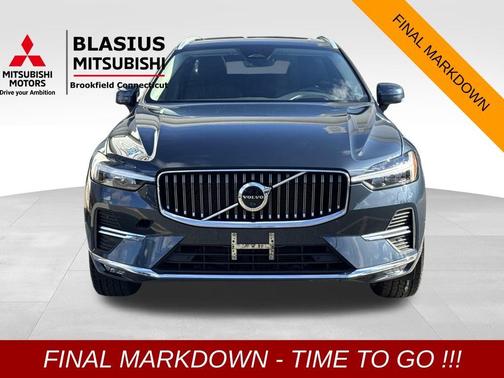 2022 Volvo XC60 B5 Inscription