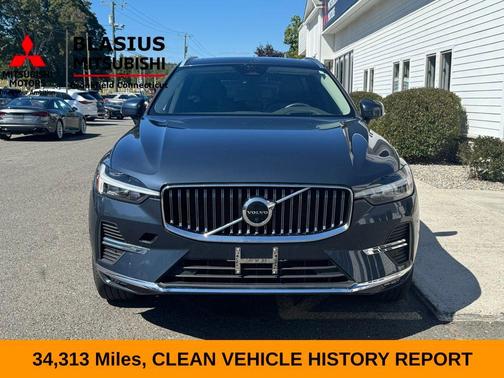 2022 Volvo XC60 B5 Inscription