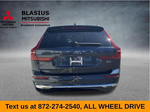 2022 Volvo XC60 B5 Inscription