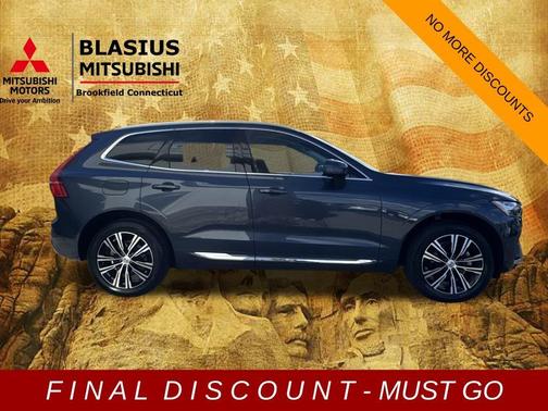 2022 Volvo XC60 B5 Inscription