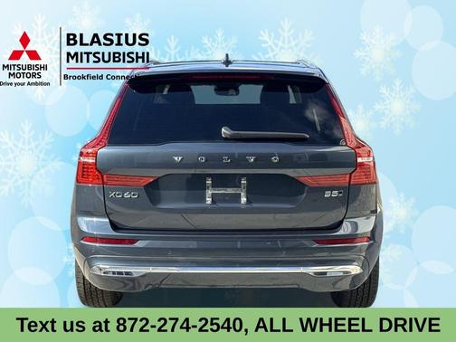 2022 Volvo XC60 B5 Inscription