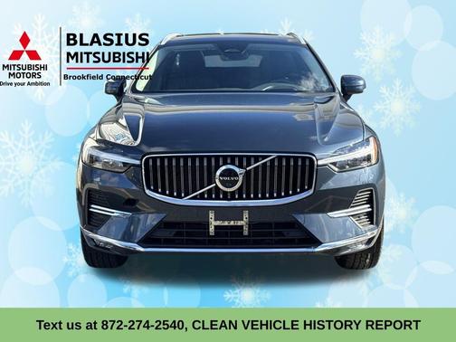 2022 Volvo XC60 B5 Inscription