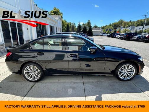2023 BMW 330 i xDrive