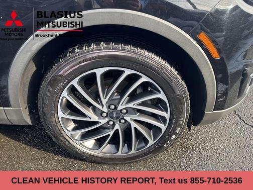 2019 Lincoln Nautilus Reserve