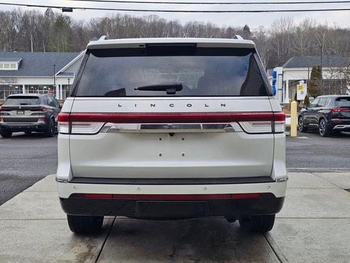 2022 Lincoln Navigator Black Label
