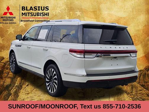 2022 Lincoln Navigator Black Label