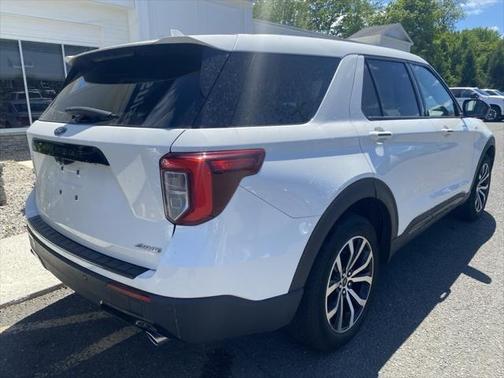 2022 Ford Explorer ST-Line