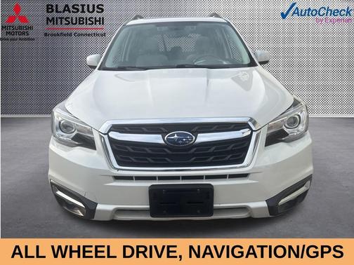Crystal White Pearl 2017 Subaru Forester 2.5i Limited