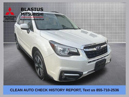 Crystal White Pearl 2017 Subaru Forester 2.5i Limited