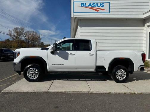 2022 GMC Sierra 2500 SLE