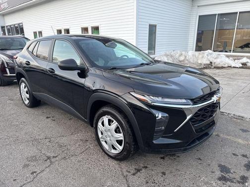 2024 Chevrolet Trax LS