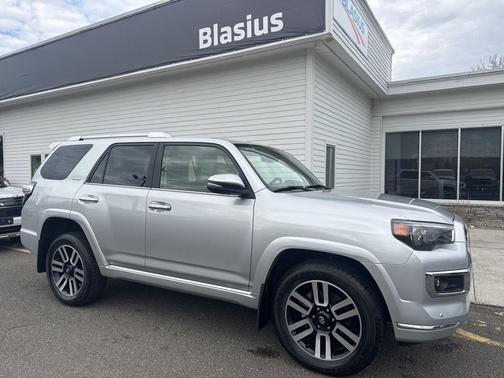 Classic Silver Metallic 2024 Toyota 4Runner Limited