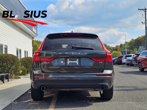 2020 Volvo XC60 T5 Momentum
