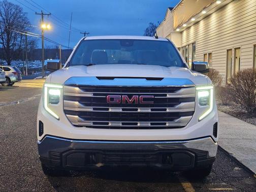 2023 GMC Sierra 1500 SLE