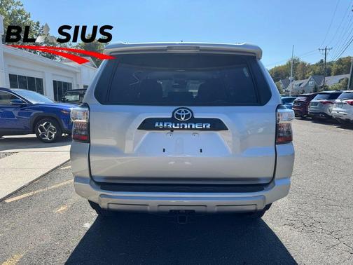 2024 Toyota 4Runner TRD Off Road