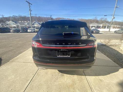 2021 Lincoln Nautilus Black Label