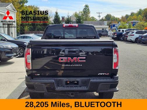2022 GMC Canyon AT4 w/Leather