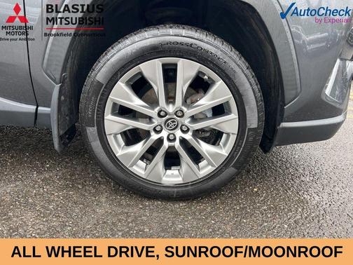 Magnetic Gray Metallic 2019 Toyota RAV4 XLE Premium