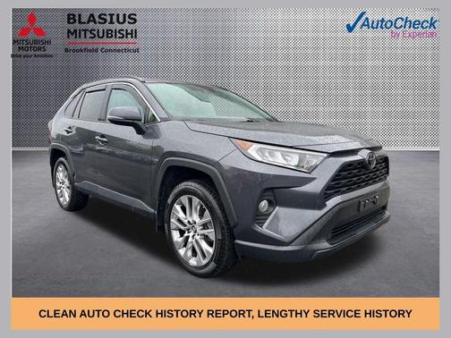 Magnetic Gray Metallic 2019 Toyota RAV4 XLE Premium