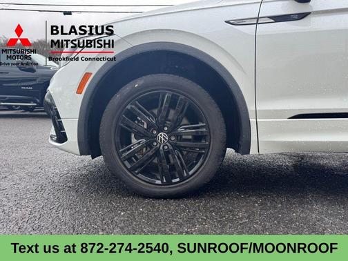 2022 Volkswagen Tiguan 2.0T SE R-Line Black