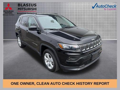 Diamond Black 2022 Jeep Compass Latitude