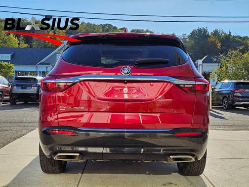 2021 Buick Enclave Essence