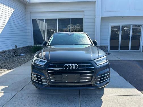2020 Audi Q5 e 55 Premium