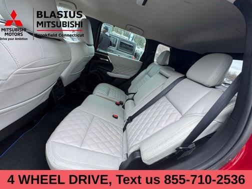 2023 Mitsubishi Outlander PHEV SEL