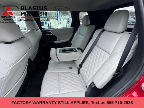 2023 Mitsubishi Outlander PHEV SEL