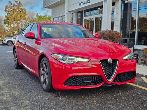 2018 Alfa Romeo Giulia Base