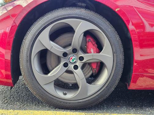 2018 Alfa Romeo Giulia Base