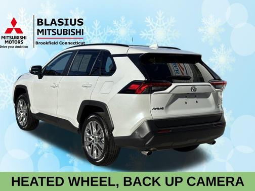 2025 Toyota RAV4 XLE Premium