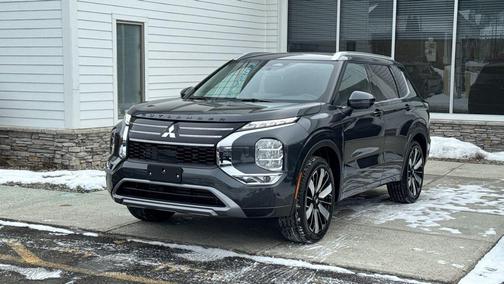 2026 Mitsubishi Outlander SEL