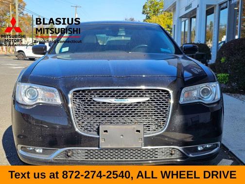 2021 Chrysler 300 Touring