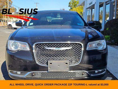 2021 Chrysler 300 Touring