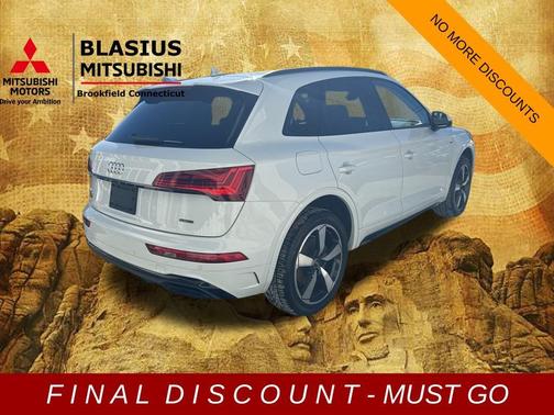 2022 Audi Q5 45 S line Premium Plus