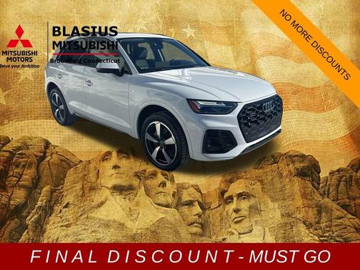 2022 Audi Q5 45 S line Premium Plus