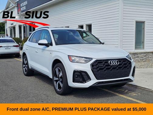 2022 Audi Q5 45 S line Premium Plus