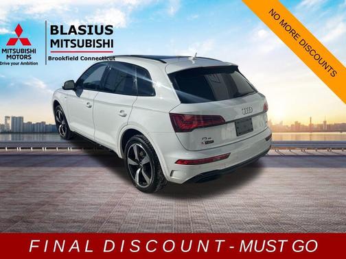 2022 Audi Q5 45 S line Premium Plus