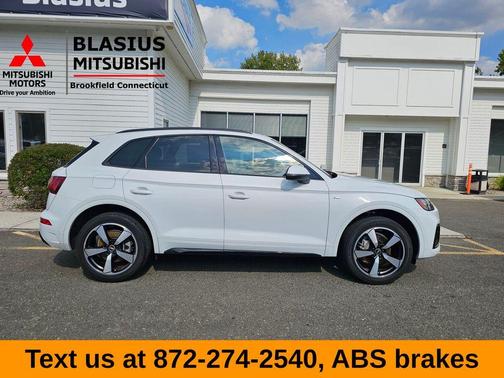 2022 Audi Q5 45 S line Premium Plus