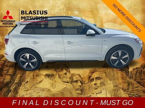 2022 Audi Q5 45 S line Premium Plus