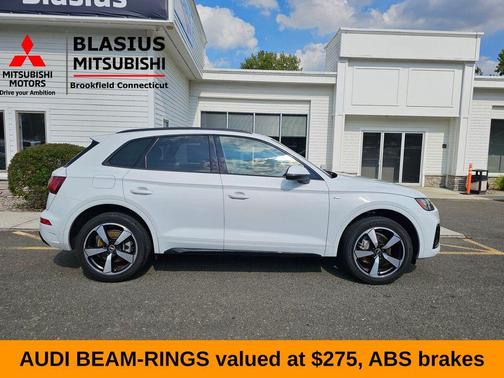 2022 Audi Q5 45 S line Premium Plus