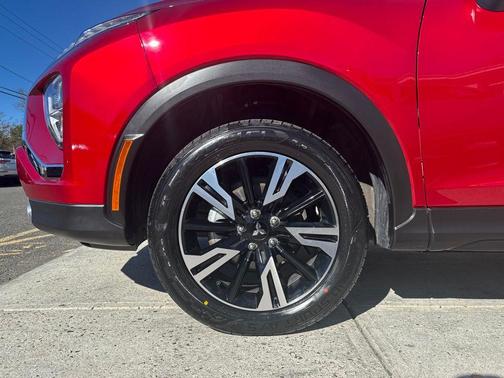 2024 Mitsubishi Eclipse Cross SE