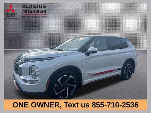 White Diamond / Black 2023 Mitsubishi Outlander PHEV SE