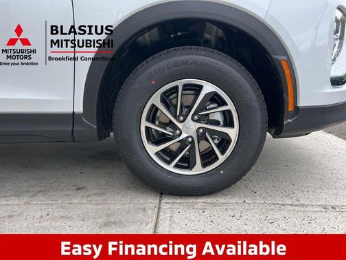 White Diamond 2026 Mitsubishi Eclipse Cross ES
