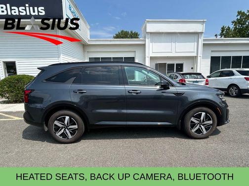 2023 Kia Sorento S