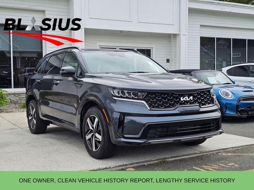 2023 Kia Sorento S