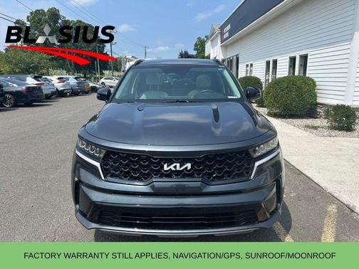 2023 Kia Sorento S