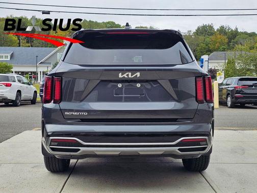 2023 Kia Sorento S